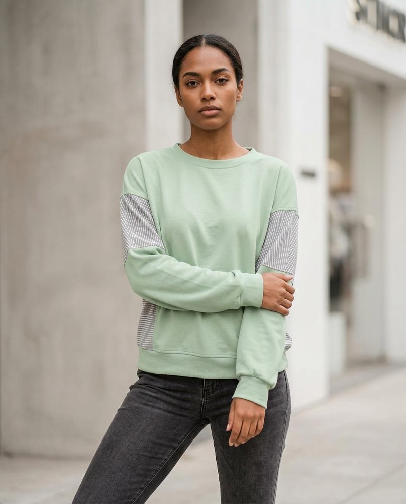 Statement Street - Talor | Gestreift Locker Sweatshirt Damen