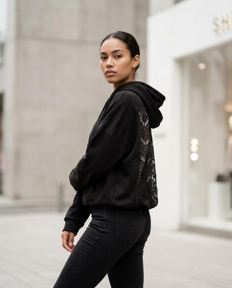 Statement Street - Arlin | Spitzenbesetzt Locker Hoodie Damen