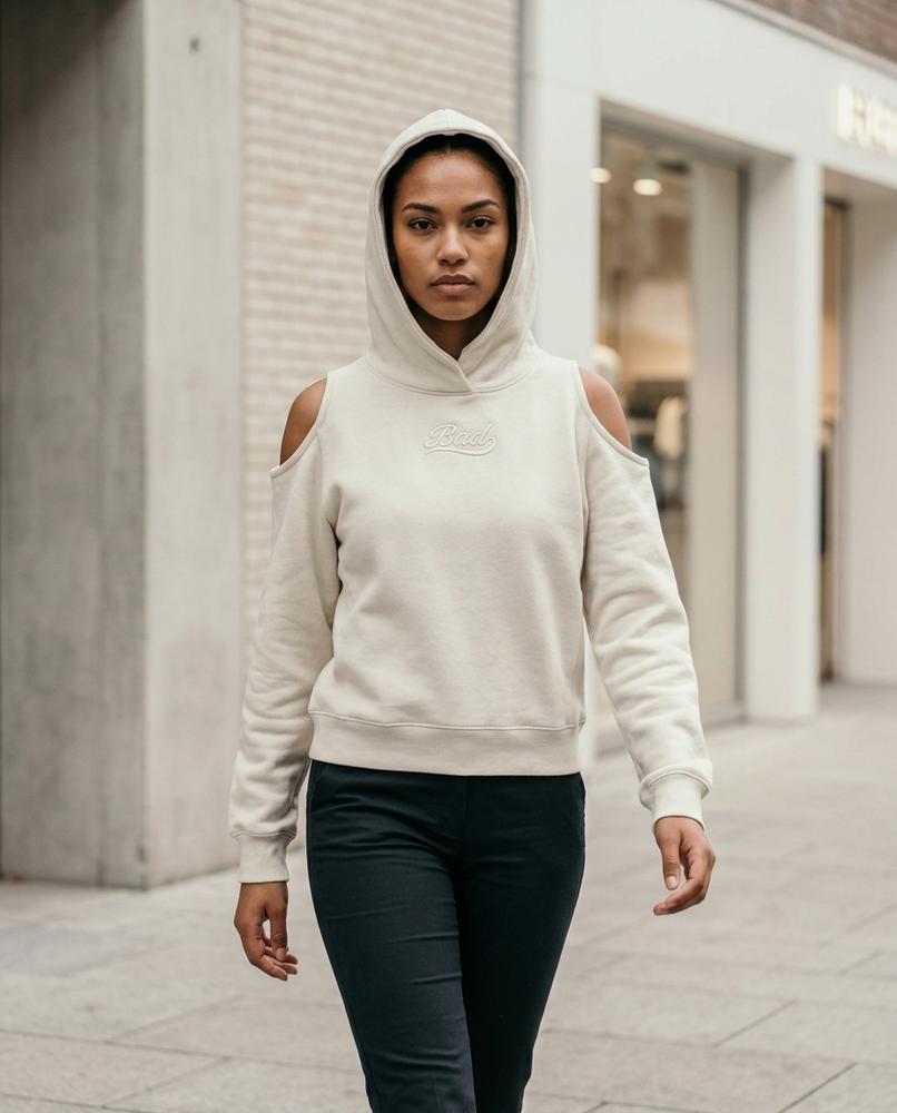 Statement Street - Karen | Schulterfrei Bestickt Hoodie Damen
