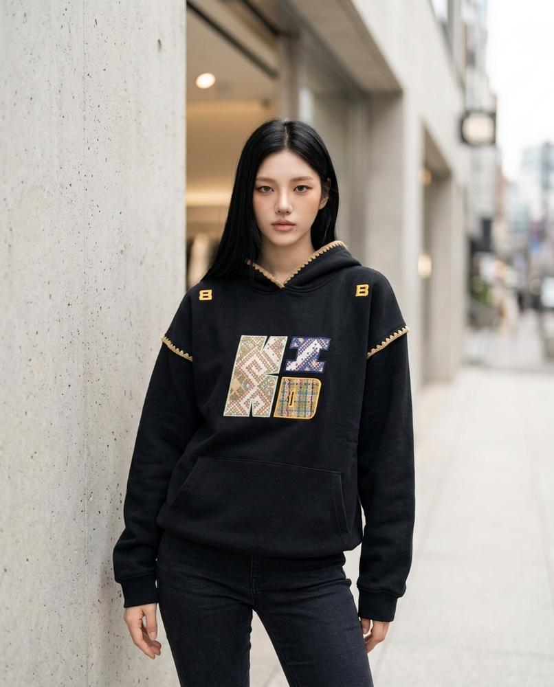 Statement Street - Mupem | Applizierter Locker Geschnittener Hoodie Unisex