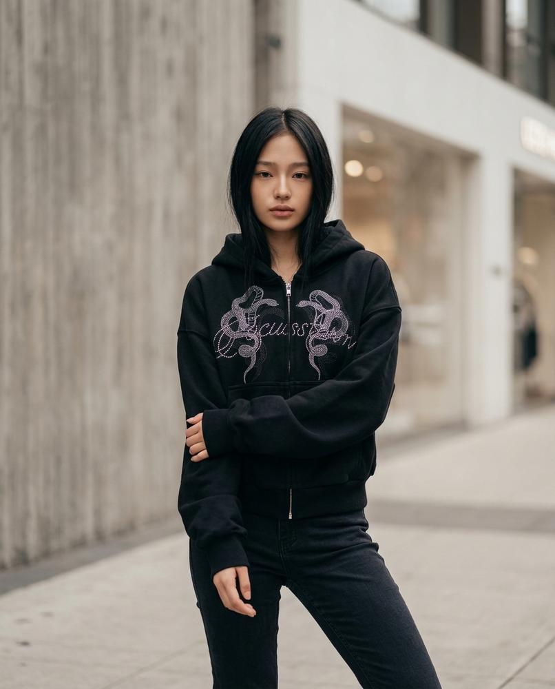Statement Street - Legik | Strassbesetzter Kurzgeschnittener Hoodie Damen